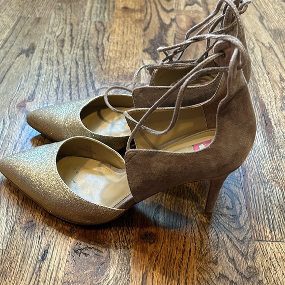 Gold dressy event neutral heels 8.5 - Picture 5 of 5